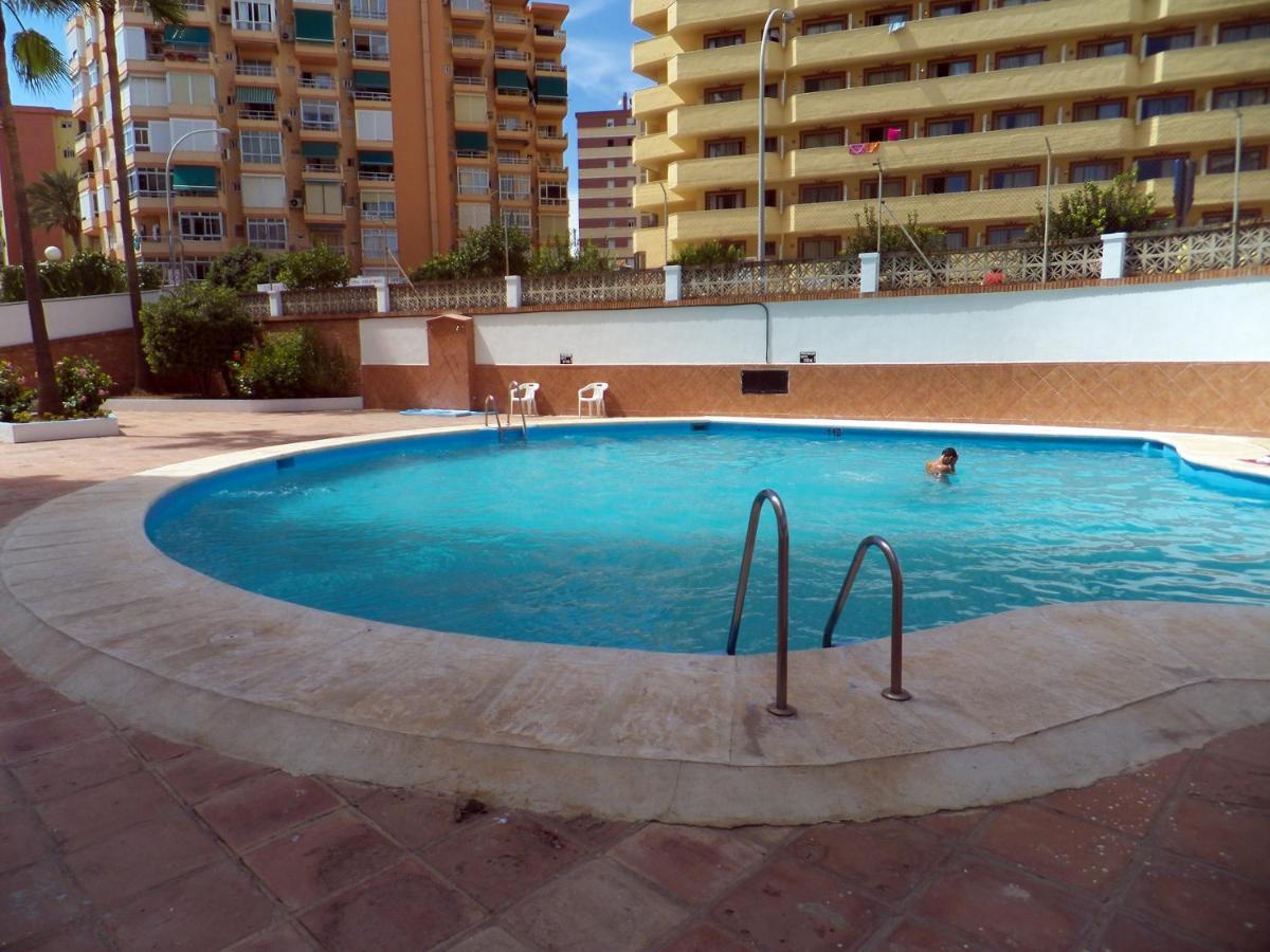 Estudio Acogedor Y Tranquilo En Zona Estupenda Fuengirola Bagian luar foto